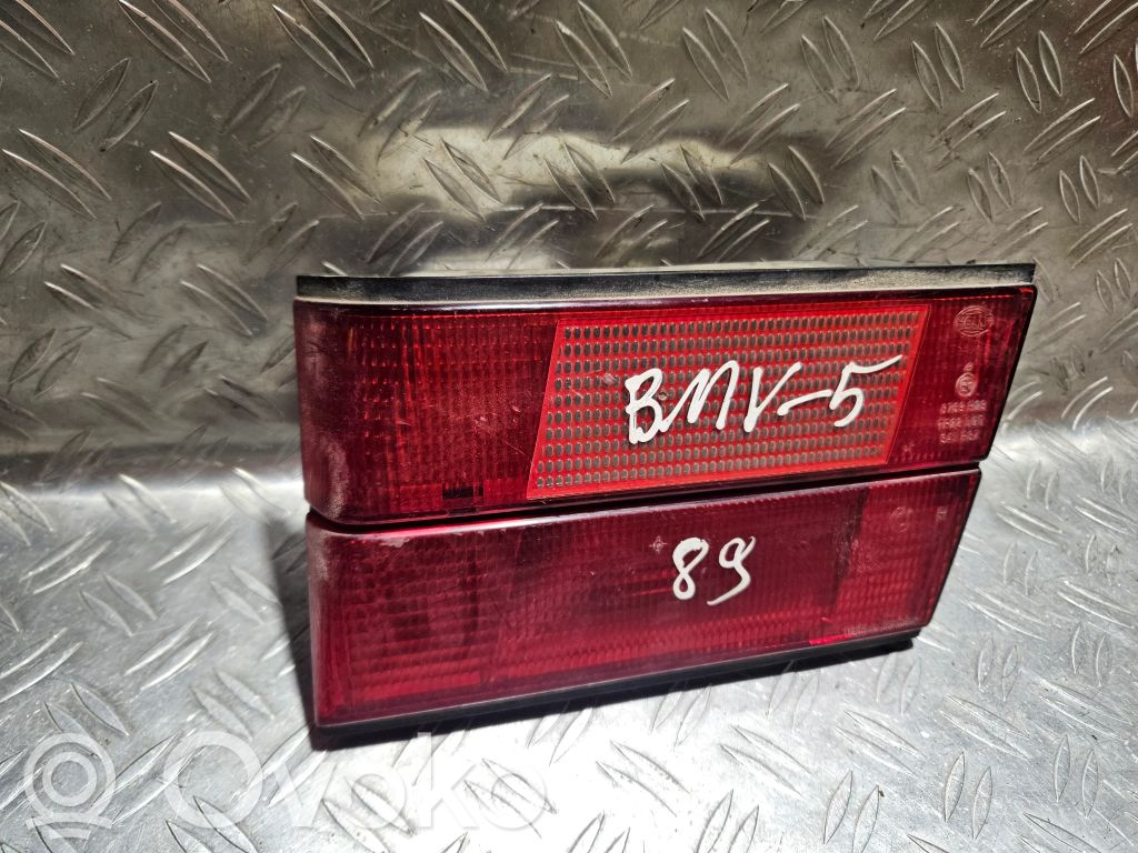 BMW 5 E34 Tailgate rear/tail lights 