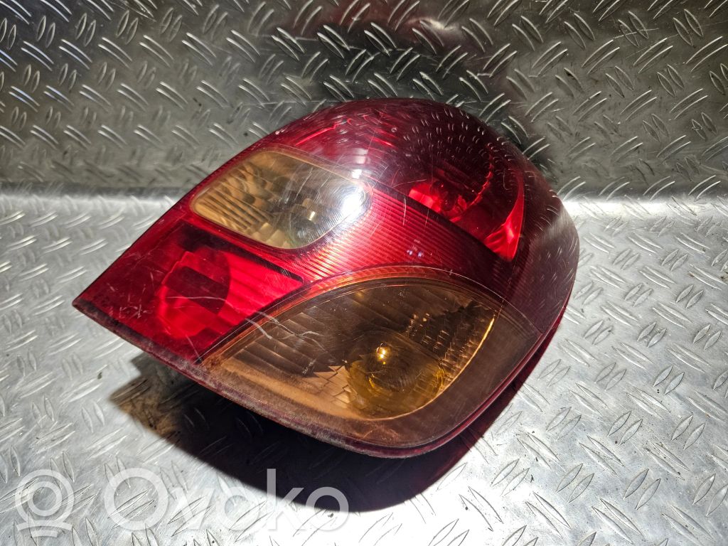Toyota Corolla Verso E121 Takavalot 
