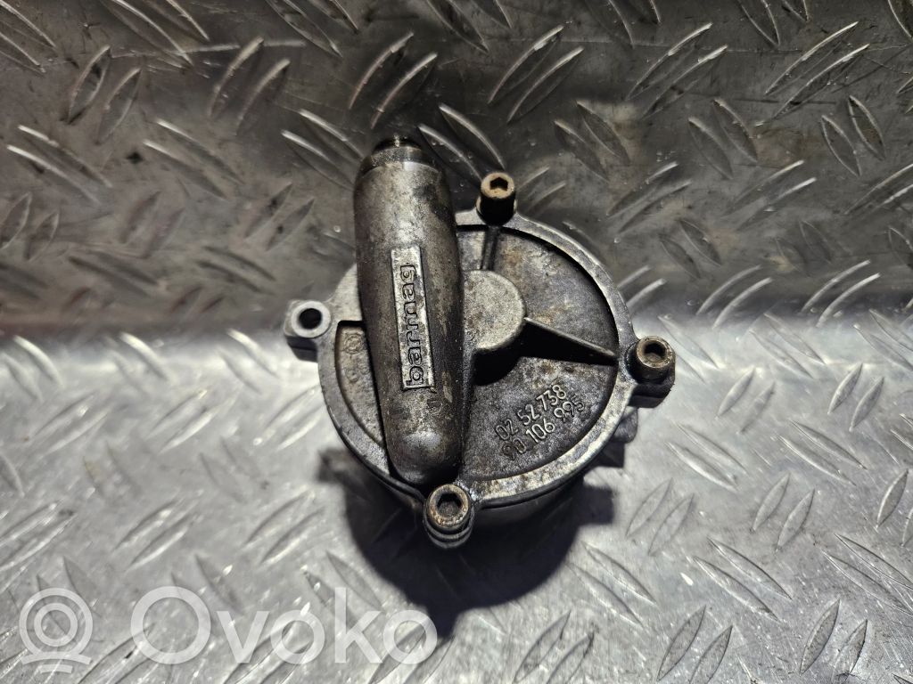 Opel Kadett E Vacuum pump 