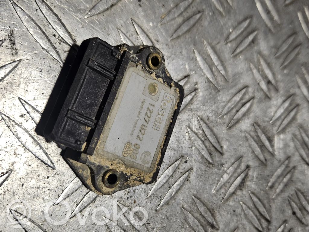 BMW 3 E30 Ignition amplifier control unit 