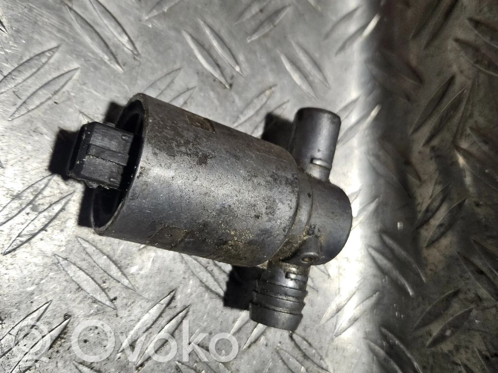 BMW 3 E30 Brīvgaitas vārsts (regulators) 