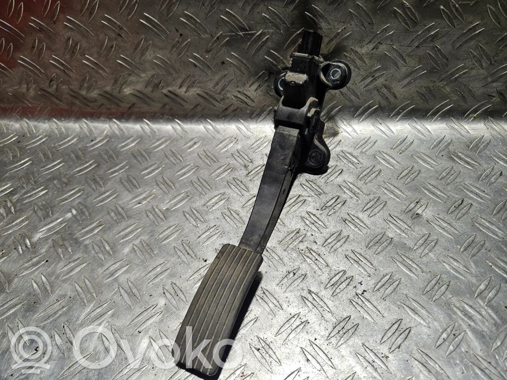 Chrysler Sebring (JS) Accelerator throttle pedal 