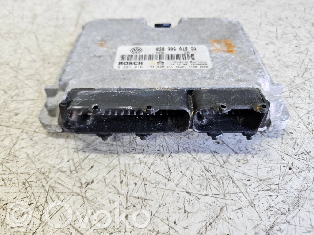 Volkswagen PASSAT B5 Engine control unit/module 