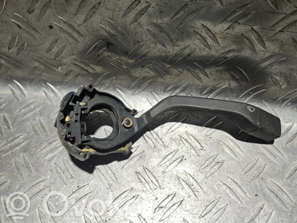 Volkswagen PASSAT B3 Wiper control stalk 