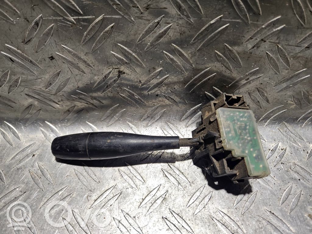 Mitsubishi Colt Palanca de control del limpiaparabrisas 