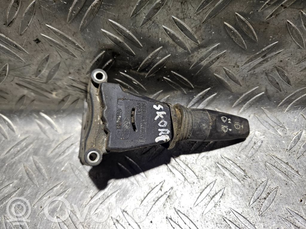 Ford Scorpio Pyyhkijän vipu 