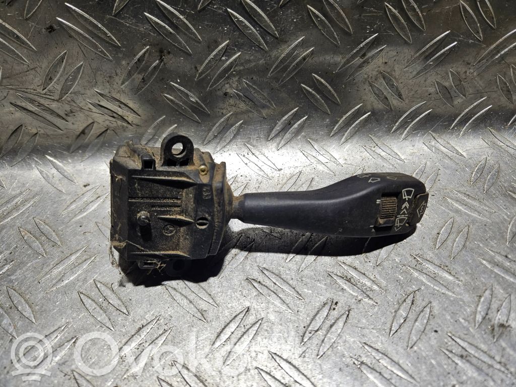 BMW 5 E39 Commodo d'essuie-glace 