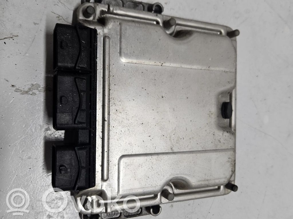 Peugeot 807 Engine control unit/module 