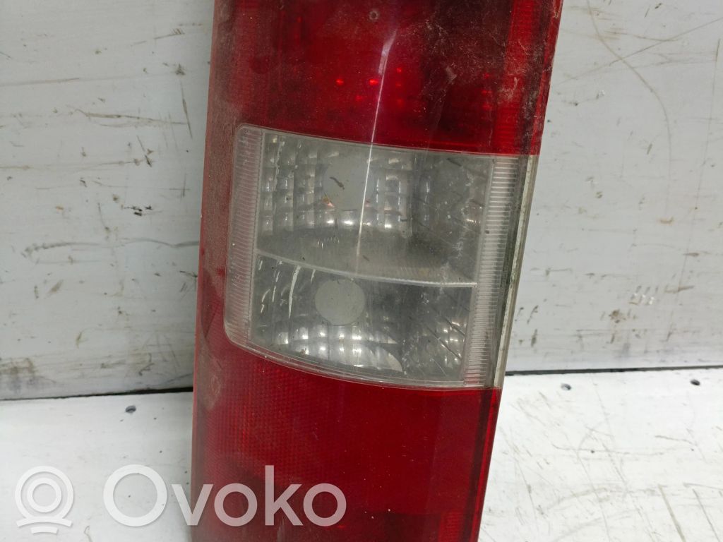 Ford Transit -  Tourneo Connect Aizmugurējais lukturis virsbūvē 