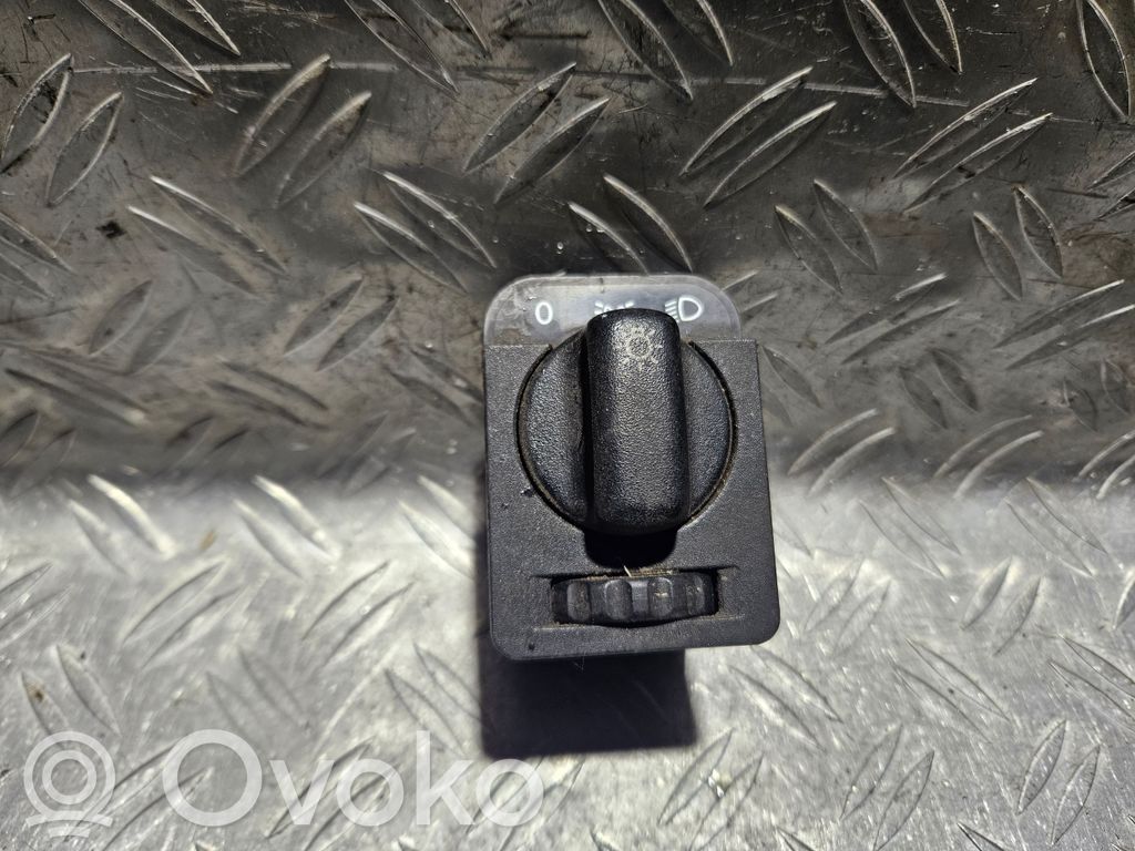 Opel Astra F Light switch 