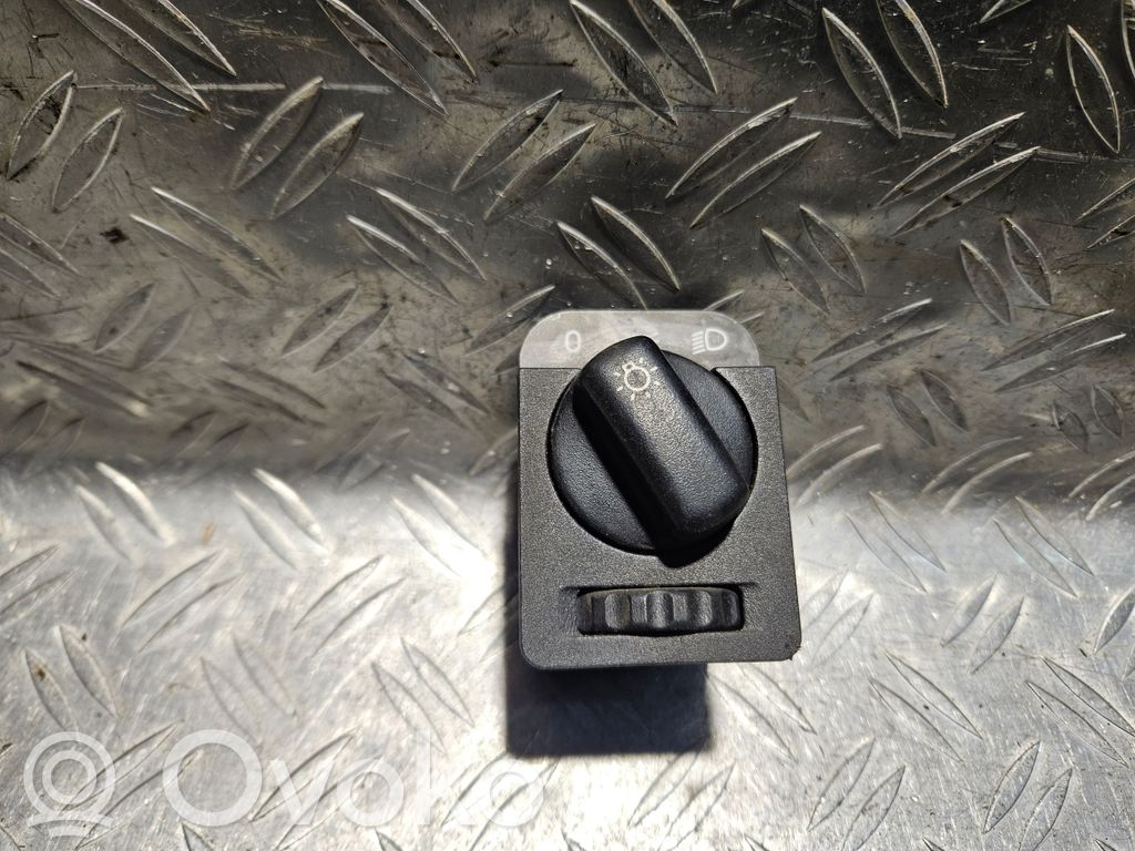 Opel Astra F Light switch 