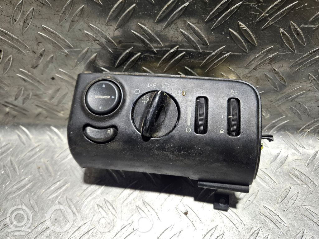 Chrysler Voyager Light switch 