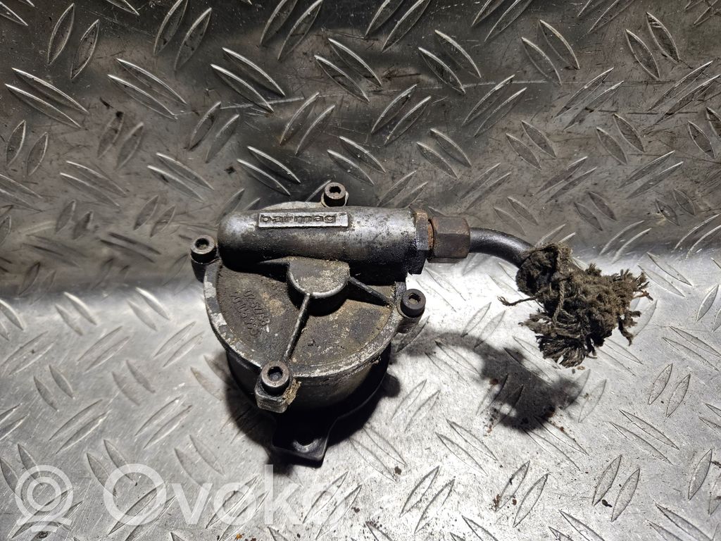 Opel Kadett E Vacuum pump 