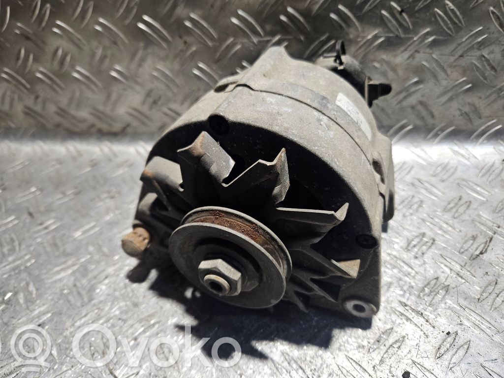BMW 5 E34 Generator/alternator 