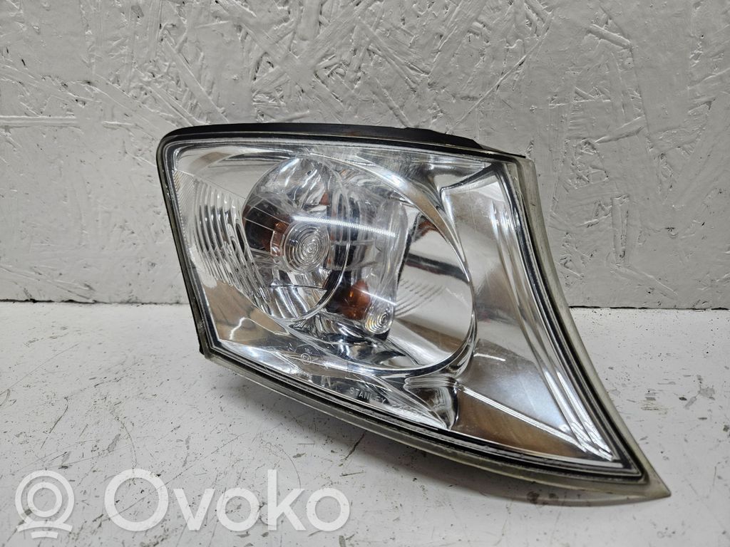Mazda MPV Front indicator light 