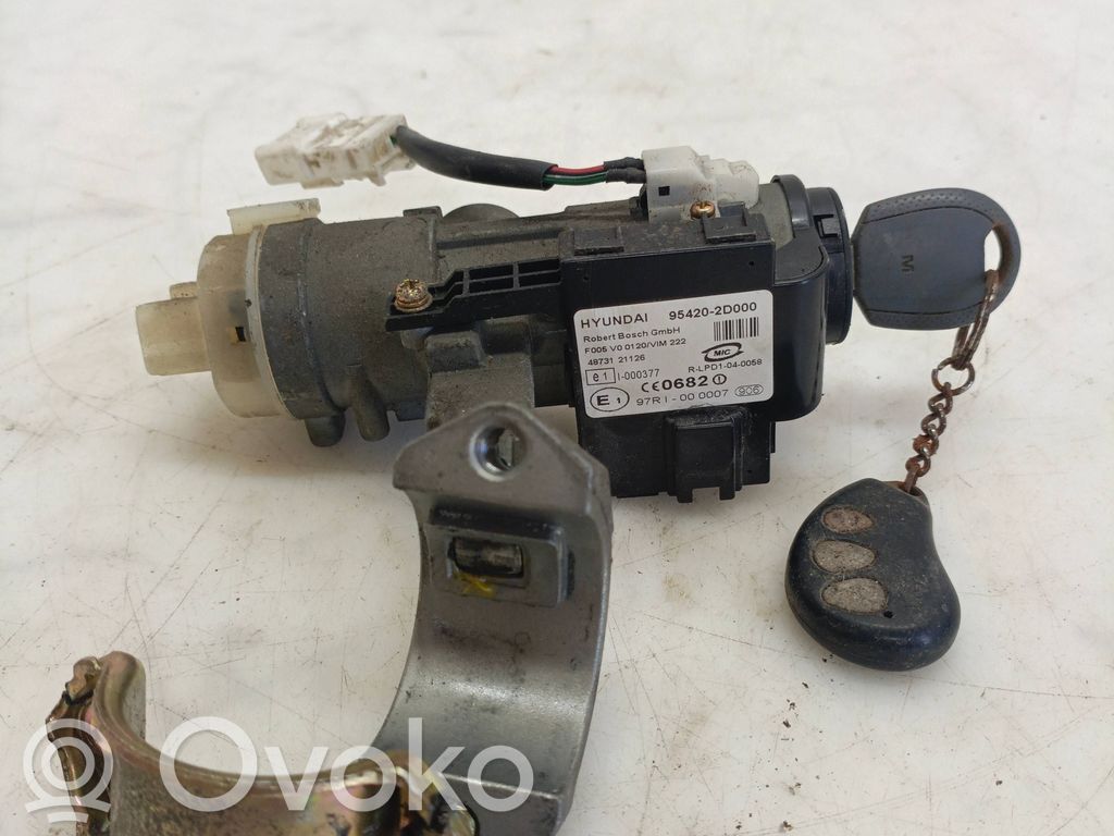 Hyundai Elantra Užvedimo spynelė 