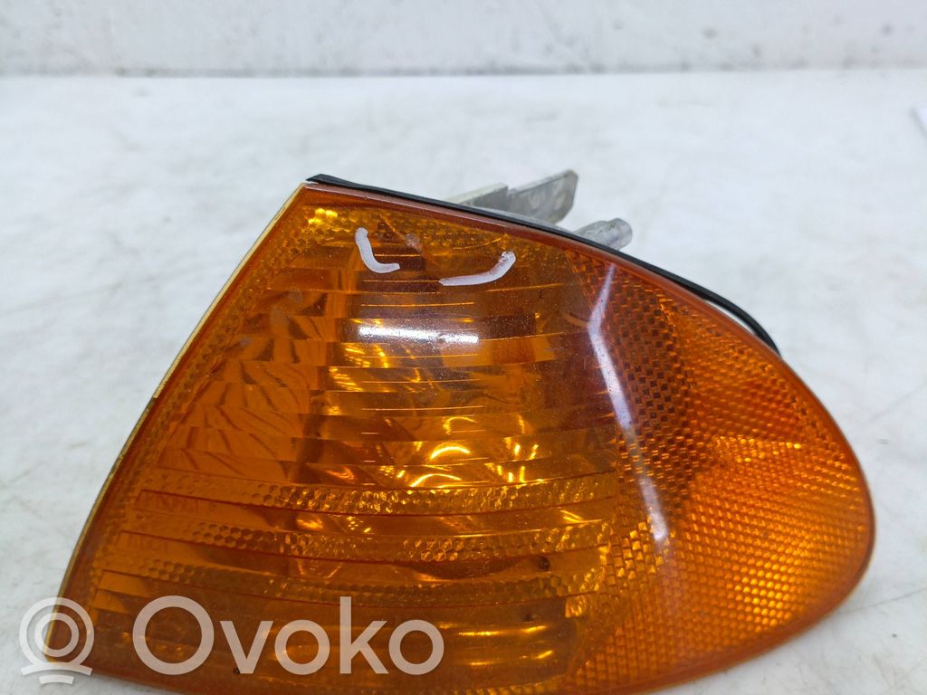 BMW 3 E46 Front indicator light 