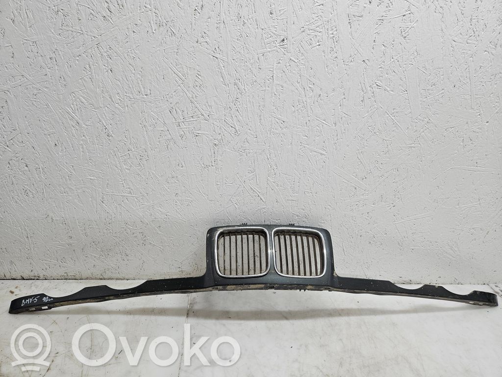 BMW 5 E34 Front bumper upper radiator grill 