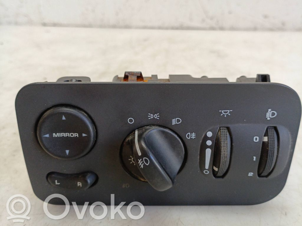 Chrysler Voyager Light switch 