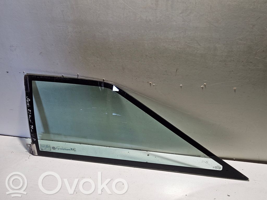 Vidrio lateral trasero   43R001026