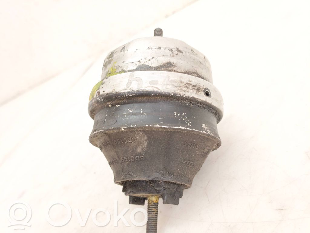 Engine mount bracket   8D0199382J,8D0199382K