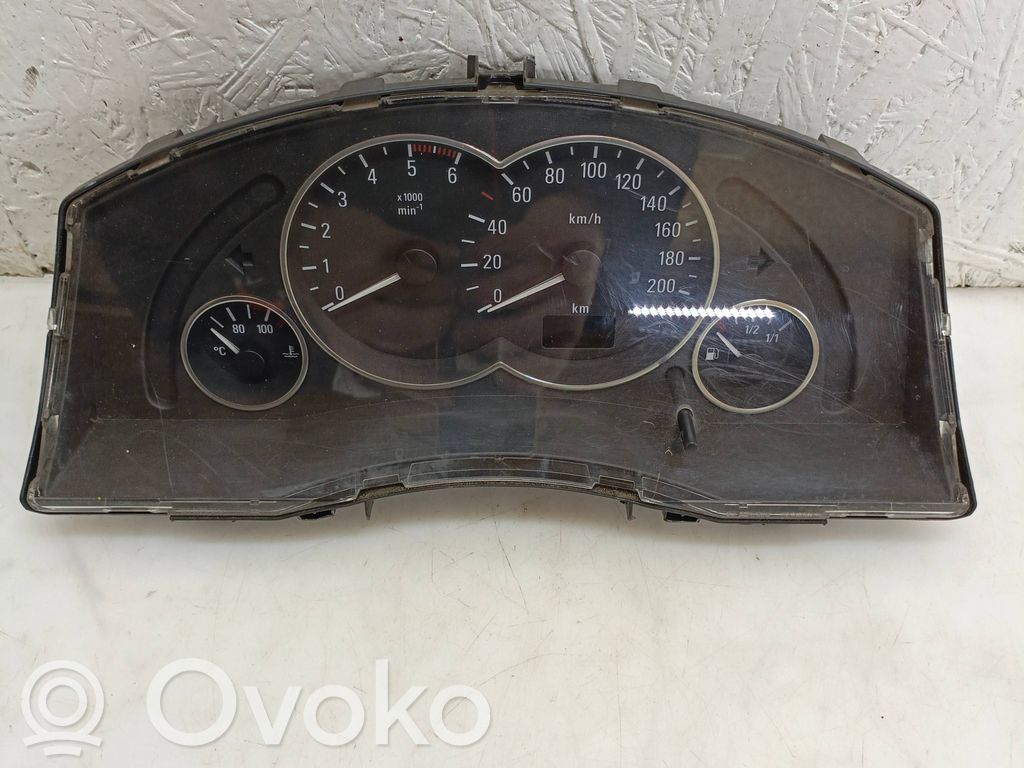 Opel Meriva A Speedometer (instrument cluster) 