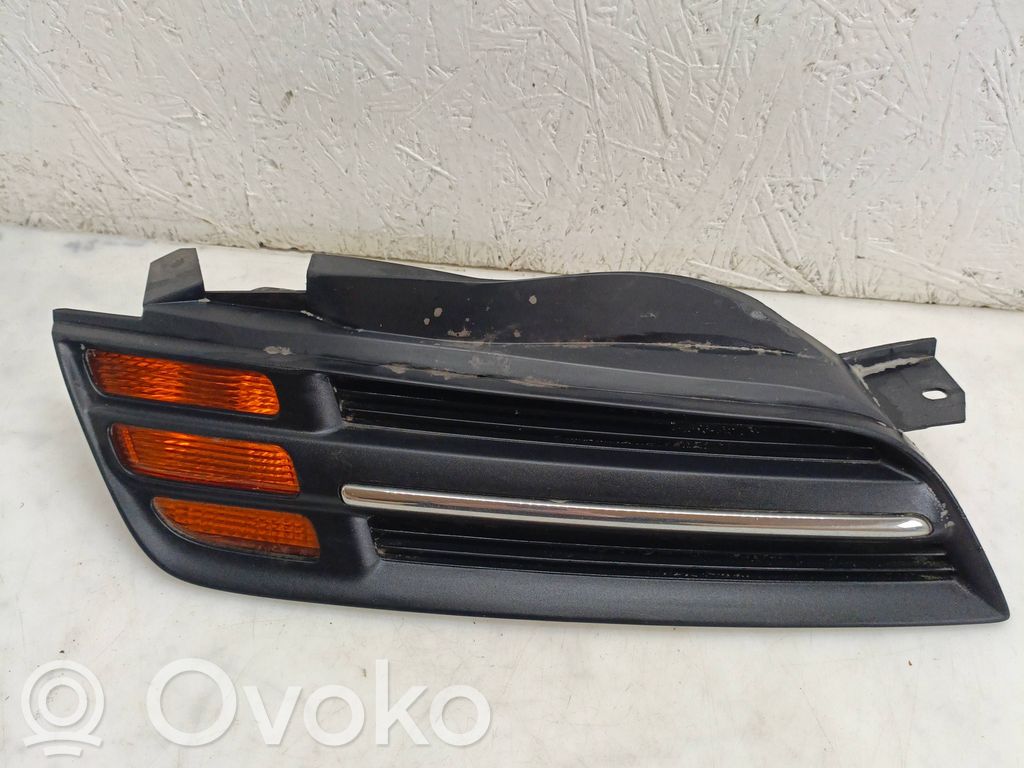 Nissan Micra Front indicator light 