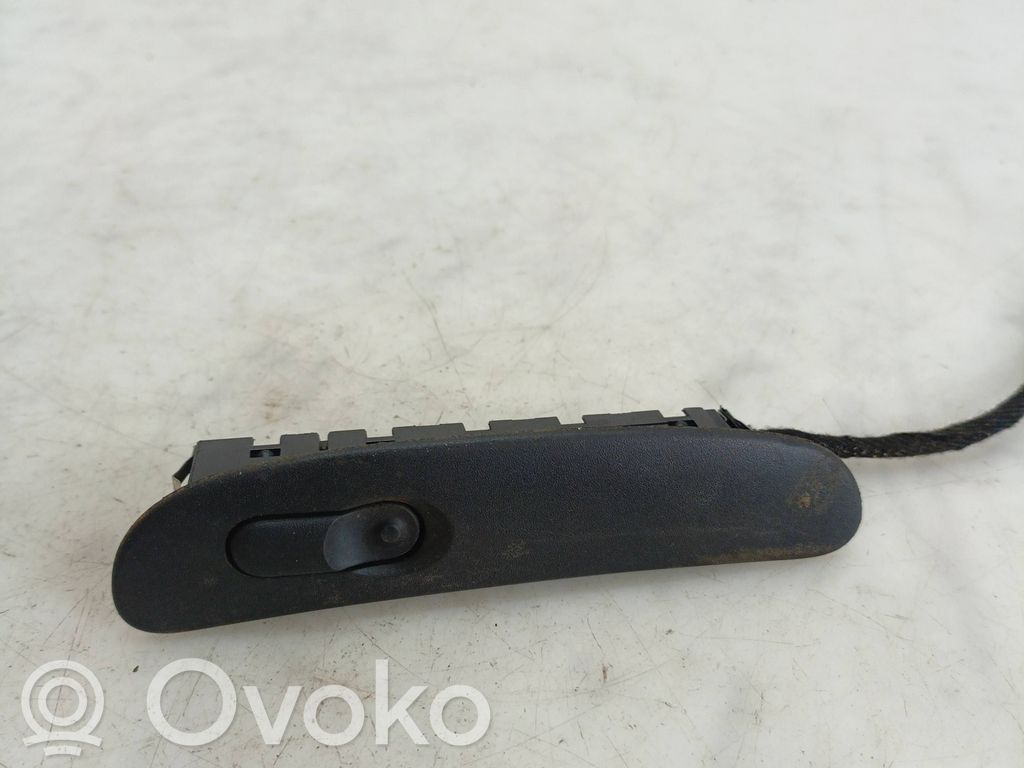 Opel Vectra B Electric window control switch 
