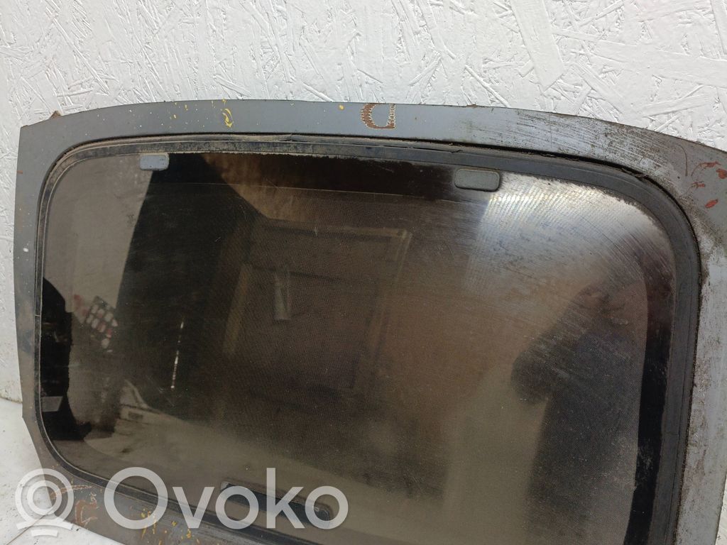 Volvo 850 Lūkas stikls 