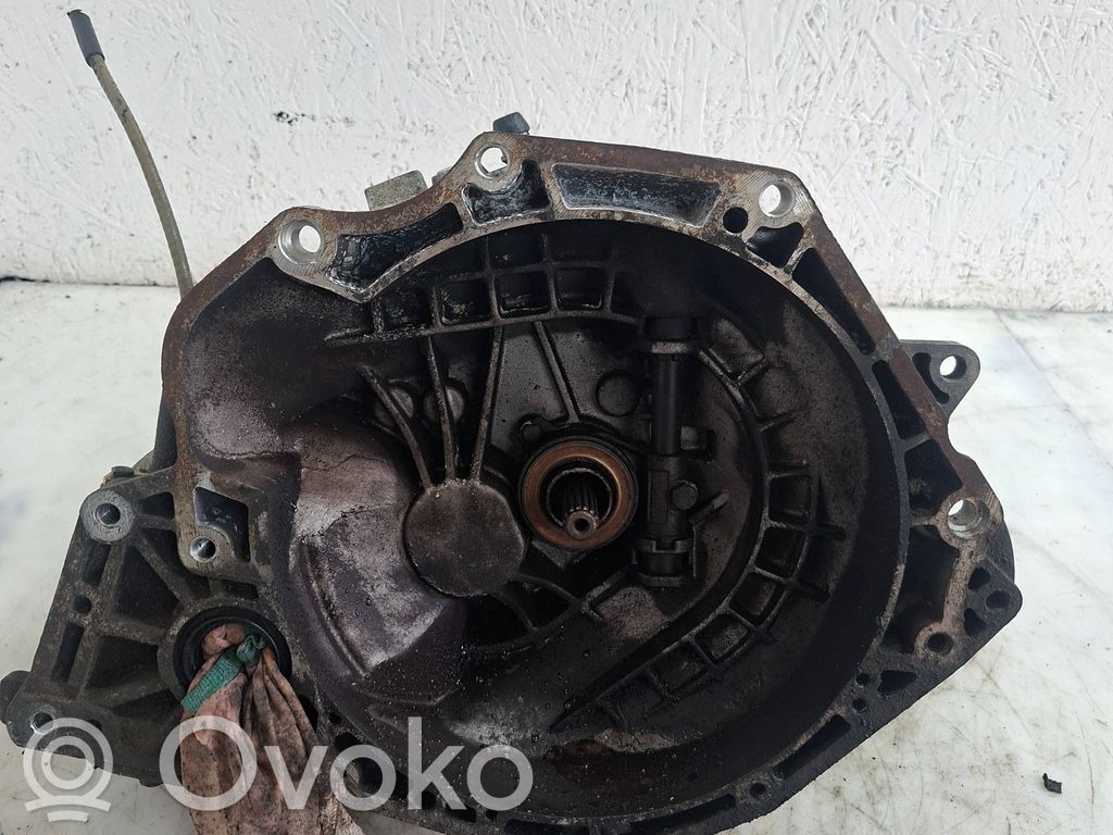 Opel Astra F Механическая коробка передач, 5 передач 