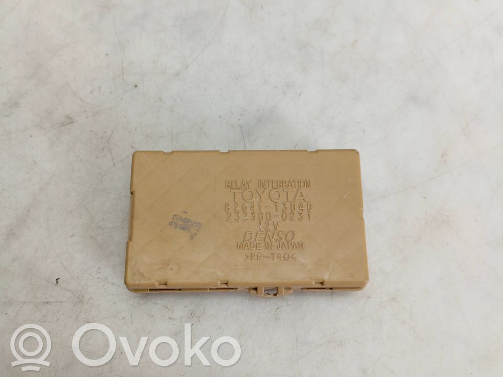 Toyota Corolla Verso E121 Fuse module 