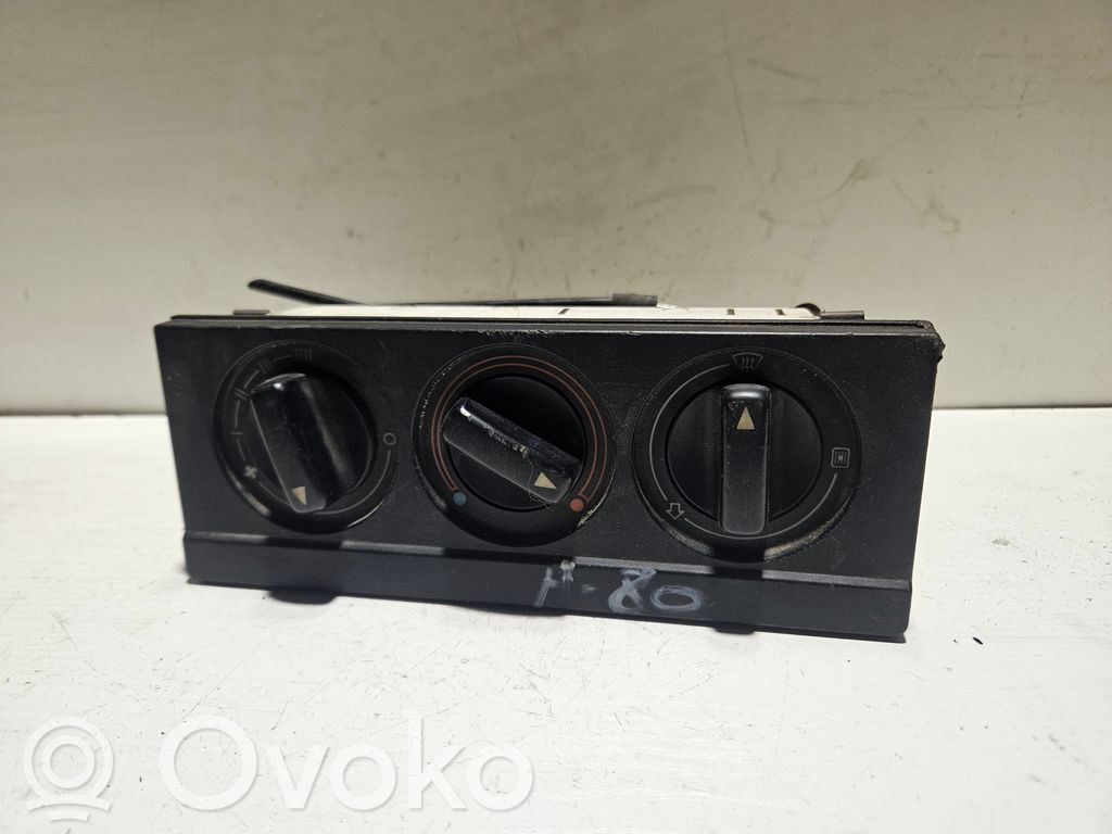 Audi 80 90 B3 Climate control unit 