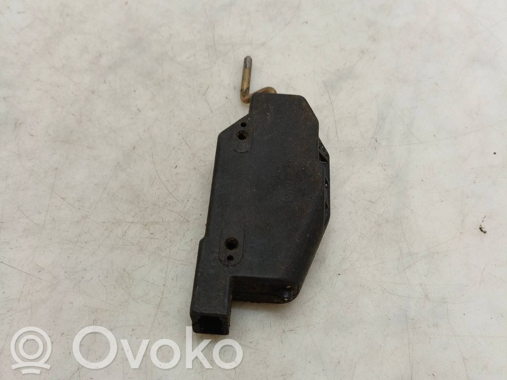 Opel Omega A Central locking motor 