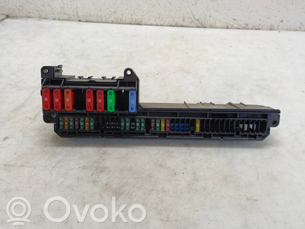 BMW 5 E60 E61 Fuse module 