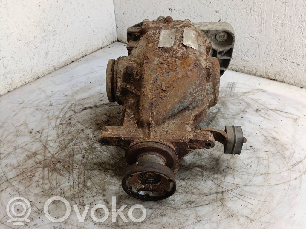 BMW 5 E60 E61 Galinis reduktorius 