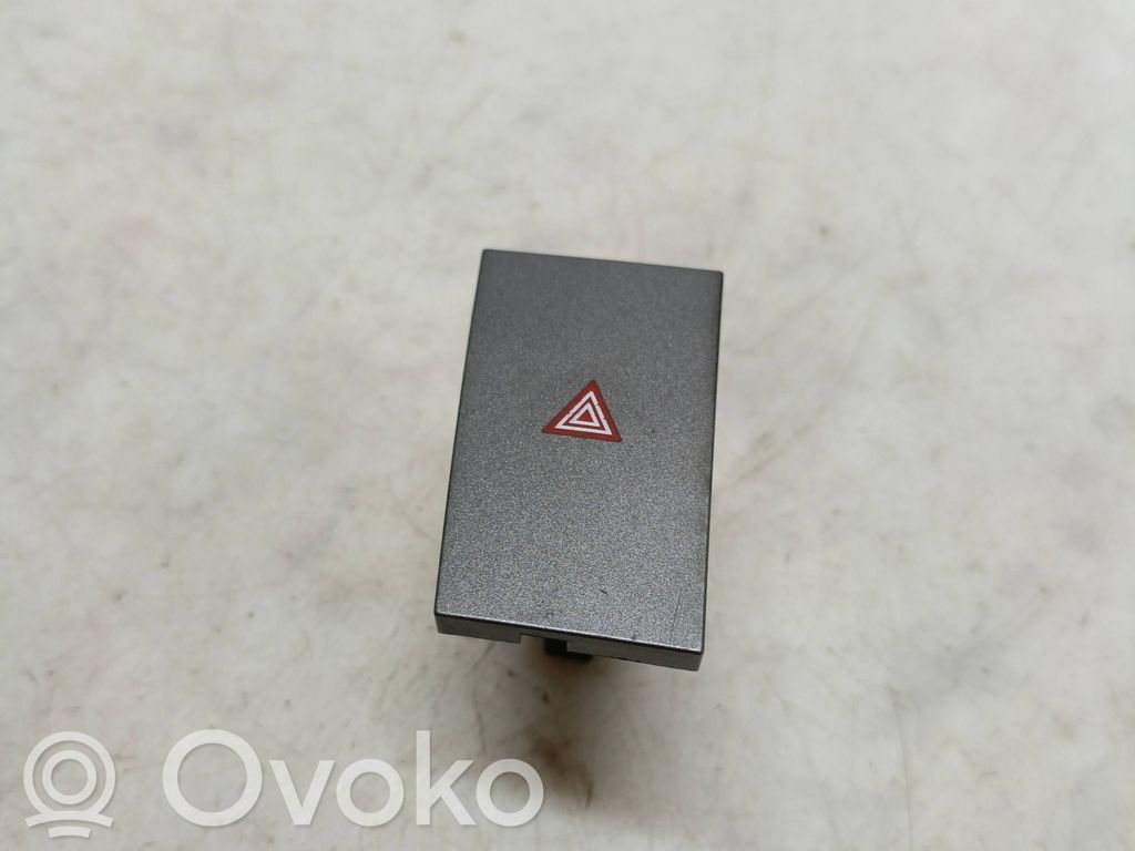 Opel Vectra C Hazard light switch 