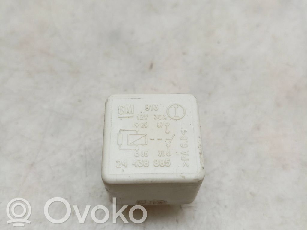 Opel Vectra C Kita rėlė 