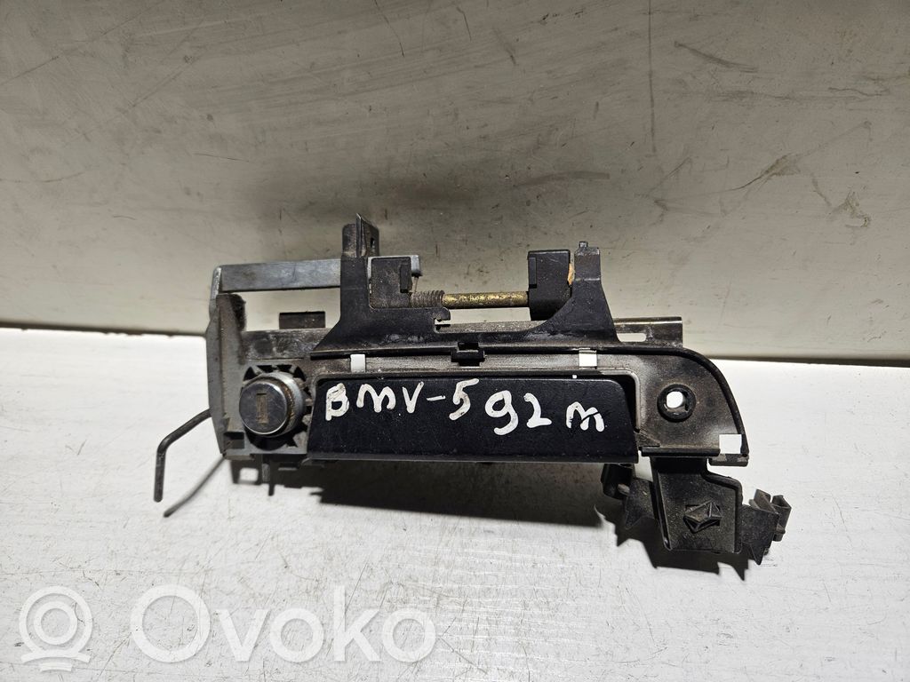 BMW 5 E34 Ārējais atvēršanas rokturis 