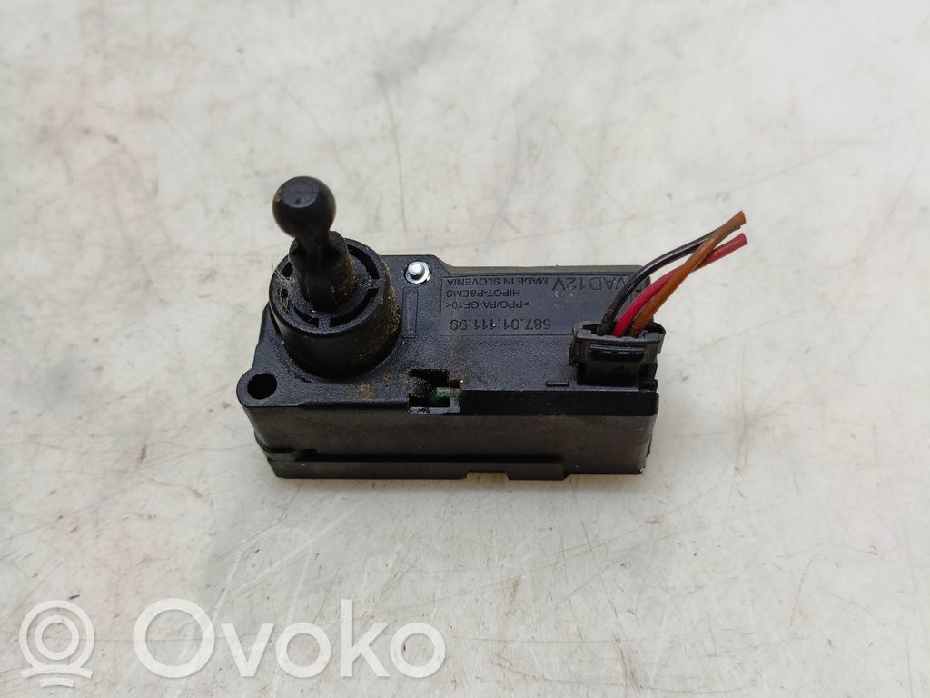 Chrysler Voyager Headlight level adjustment motor 