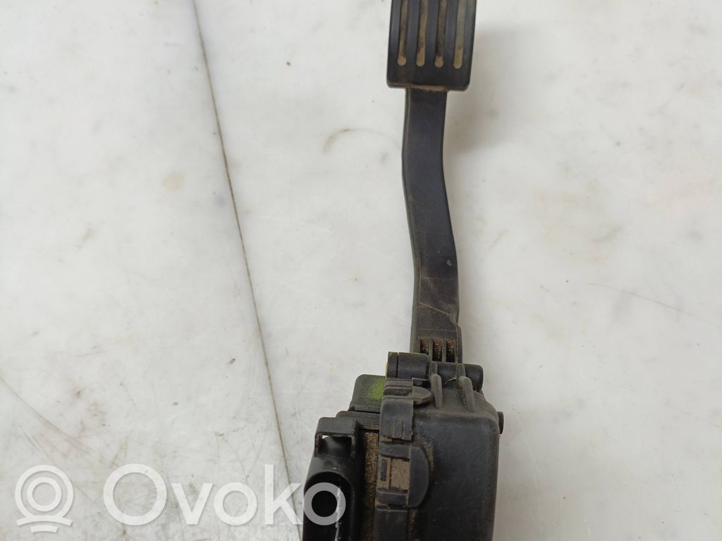 Ford C-MAX I Accelerator throttle pedal 