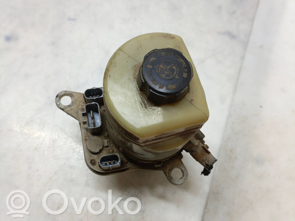 Ohjaustehostimen pumppu   4M513K514AC