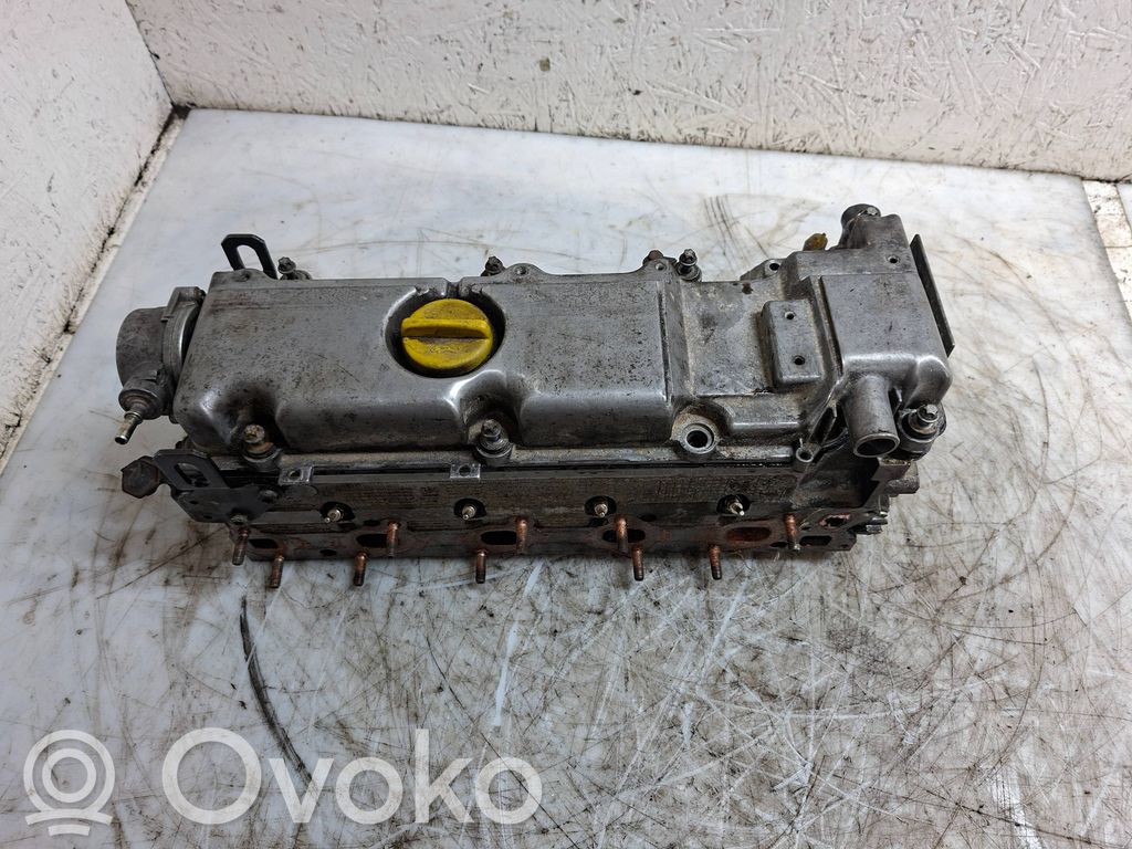 Opel Zafira A Engine head 