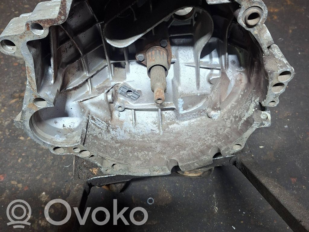 Audi 100 S4 C4 Механическая коробка передач, 6 передач 