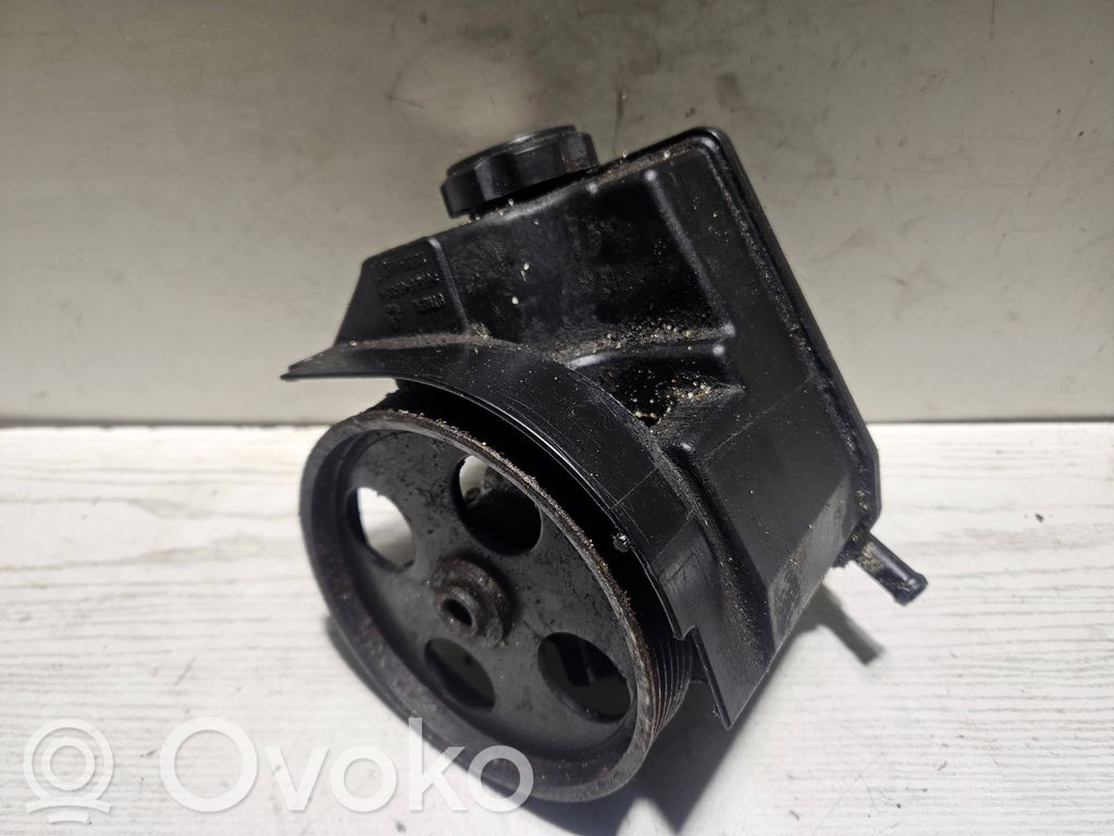 Citroen Xsara Picasso Power steering pump 