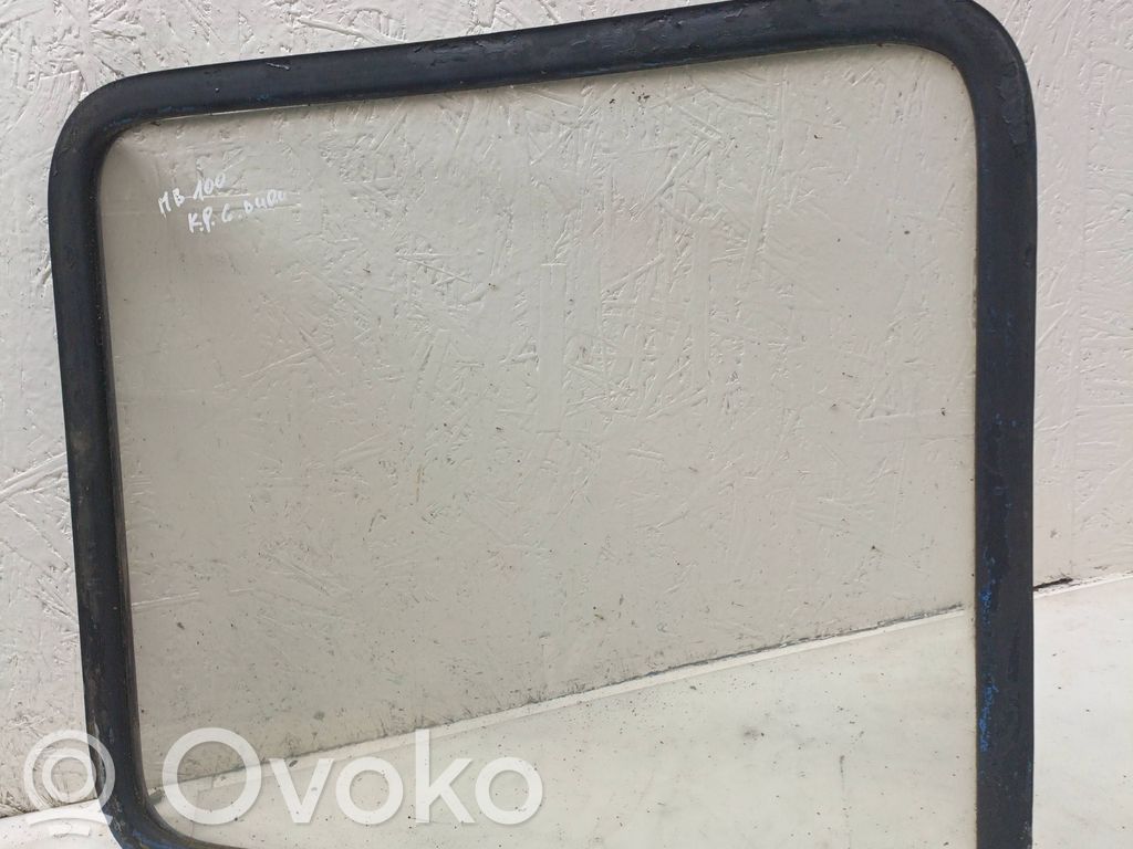 Mercedes-Benz 100 W631 Fenster Scheibe Kofferraumtür Heckklappe 