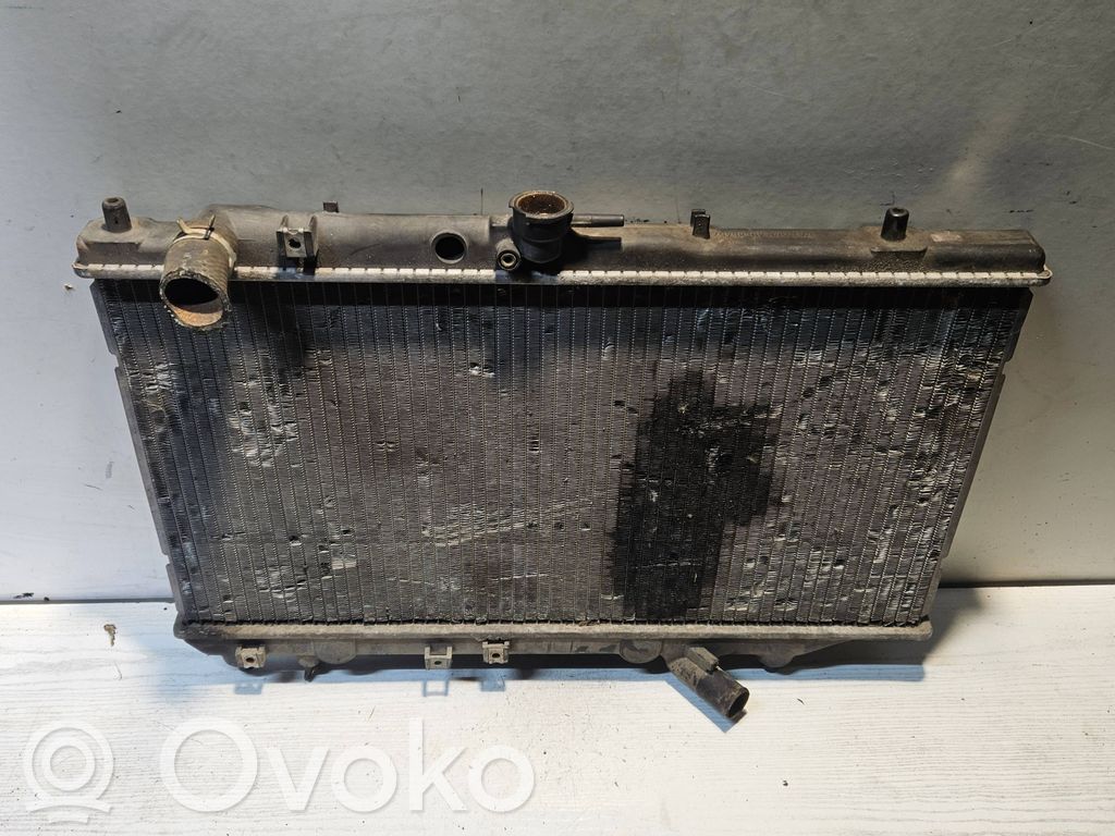 Mazda 323 F Aušinimo skysčio radiatorius 