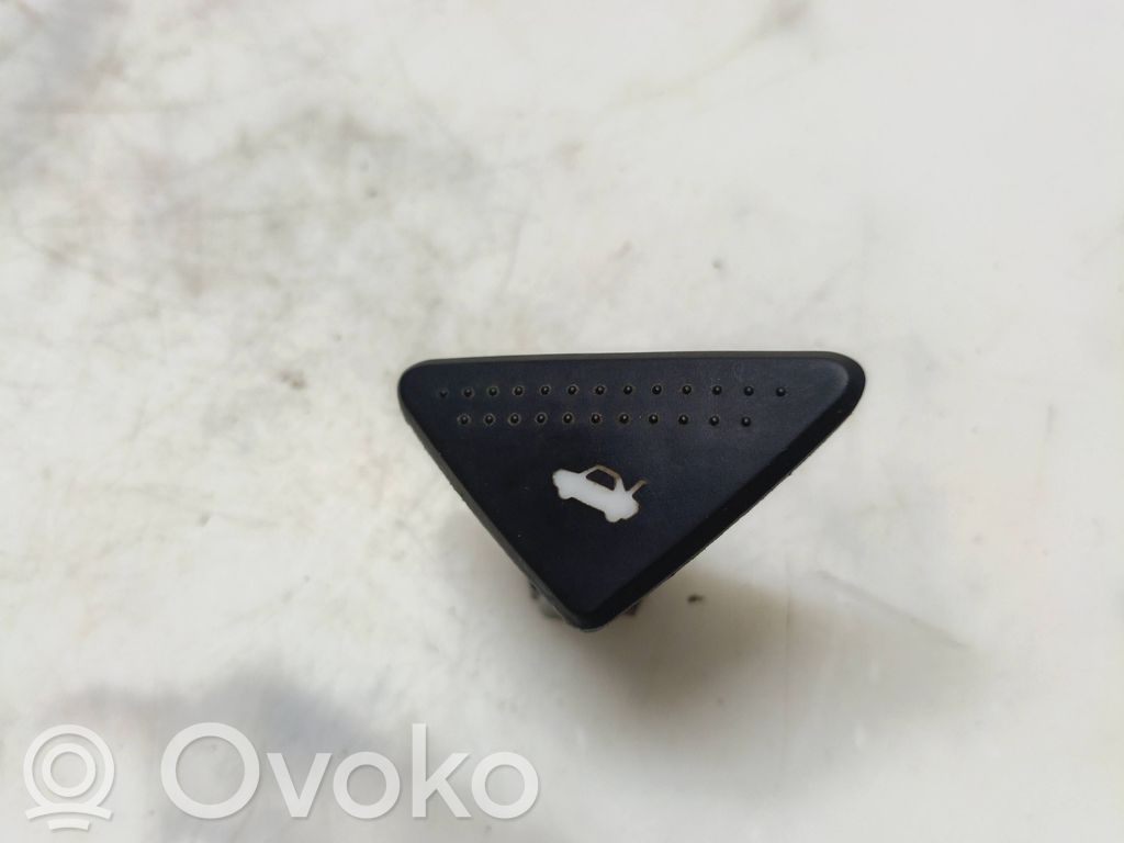 Ford Focus Interruptor para abrir la puerta trasera 
