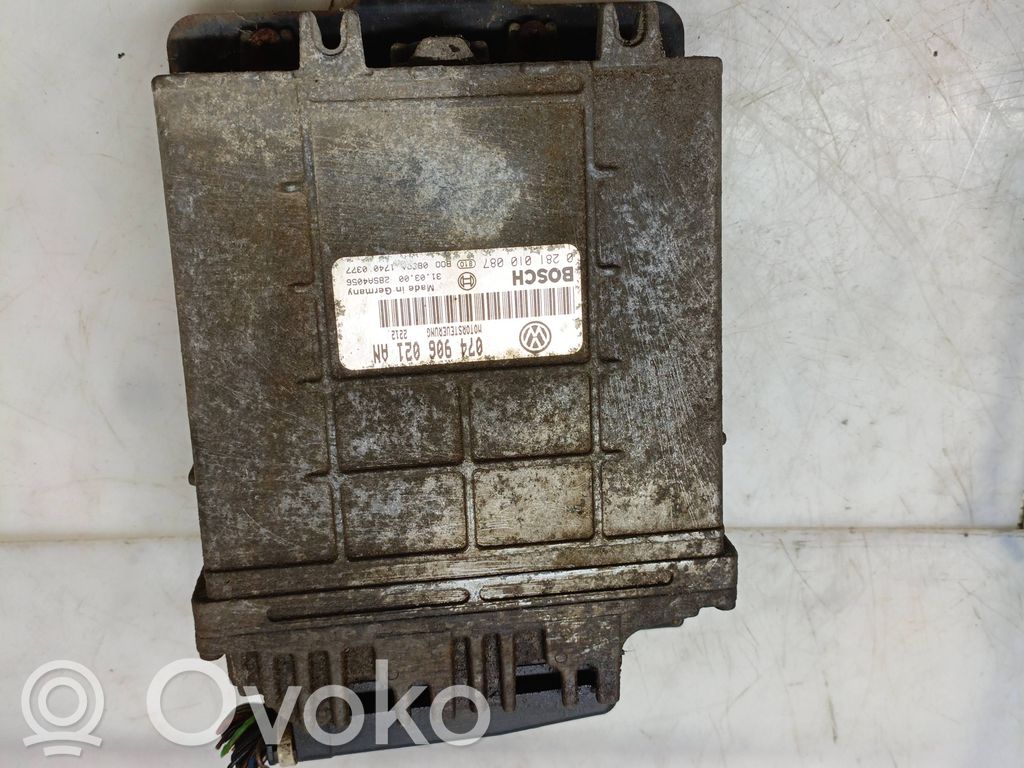 Volkswagen II LT Engine control unit/module 