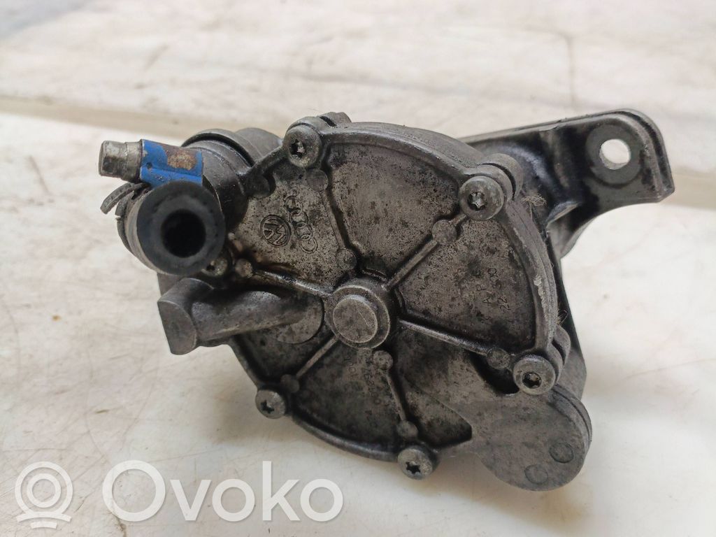 Volvo S80 Vacuum pump 