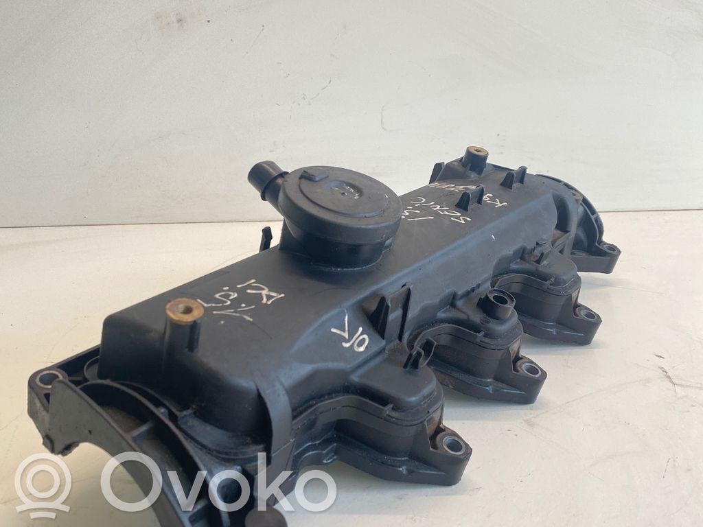 Mercedes-Benz A W176 Copertura per bilanciere albero a camme 